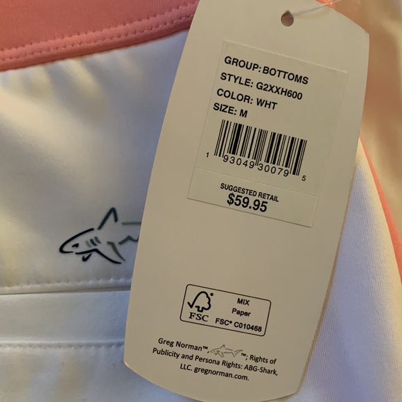 Greg Norman golf skort white with pink accents - Picture 7 of 8